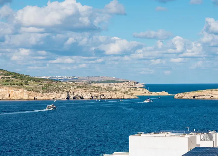 Seashells Sea View Penthouse With Private Hot Tub & Large Sunny Terrace With Stunning Views - By Getwaysmalta