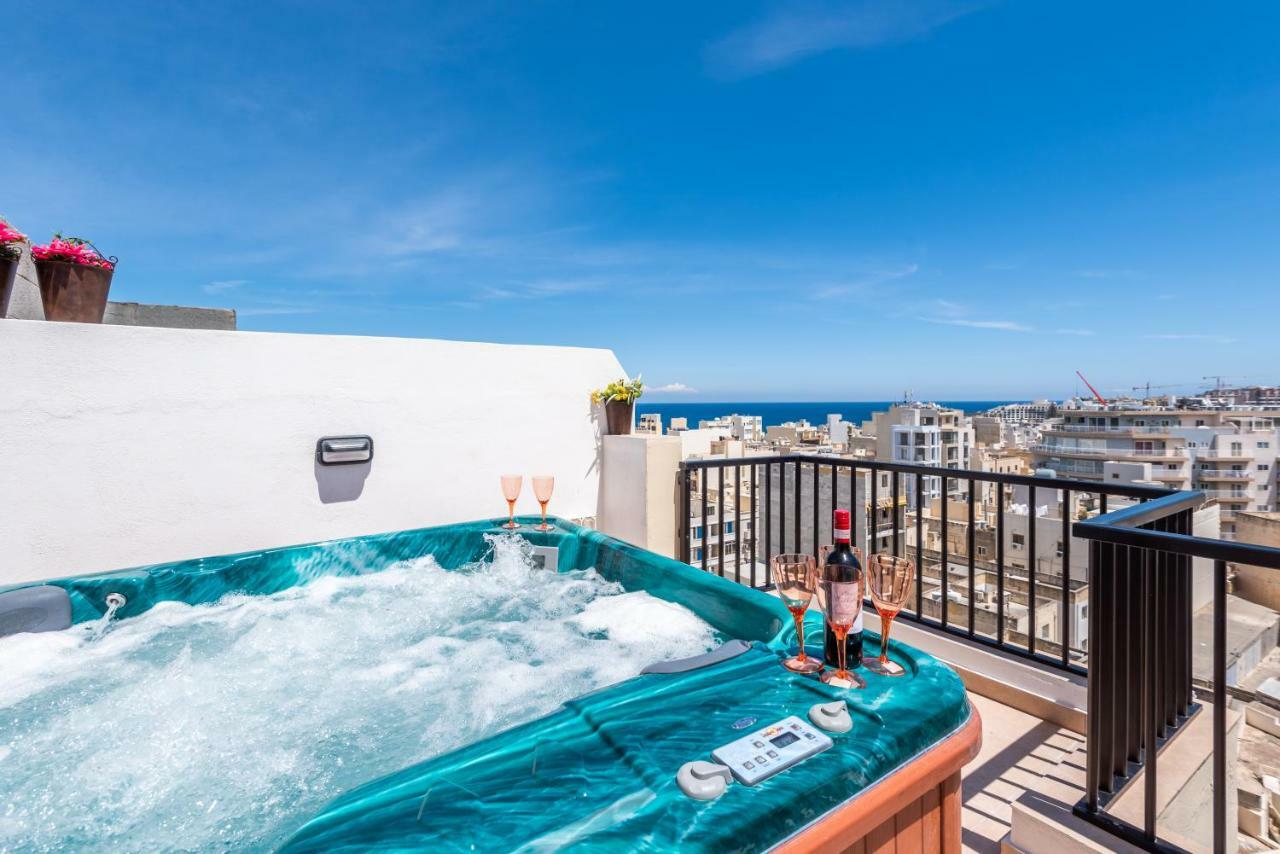 Apartment Seashells Sea View Penthouse With Private Hot Tub & Large Sunny Terrace With Stunning Views - By Getwaysmalta *