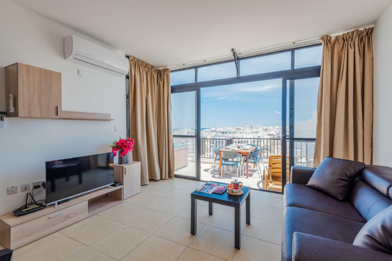 Apartment Seashells Sea View Penthouse With Private Hot Tub & Large Sunny Terrace With Stunning Views - By Getwaysmalta
