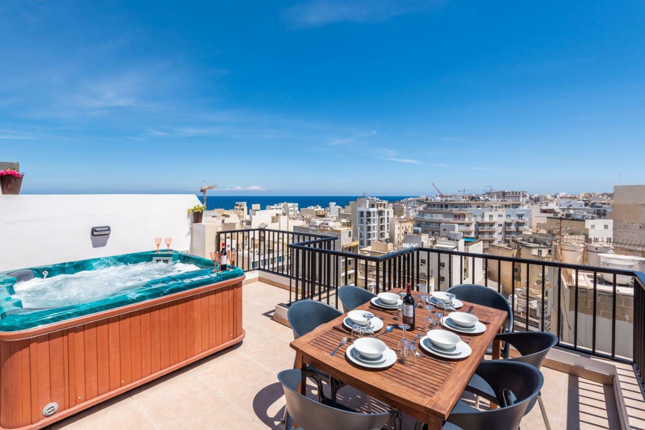 Seashells Sea View Penthouse With Private Hot Tub & Large Sunny Terrace With Stunning Views - By Getwaysmalta Apartment *