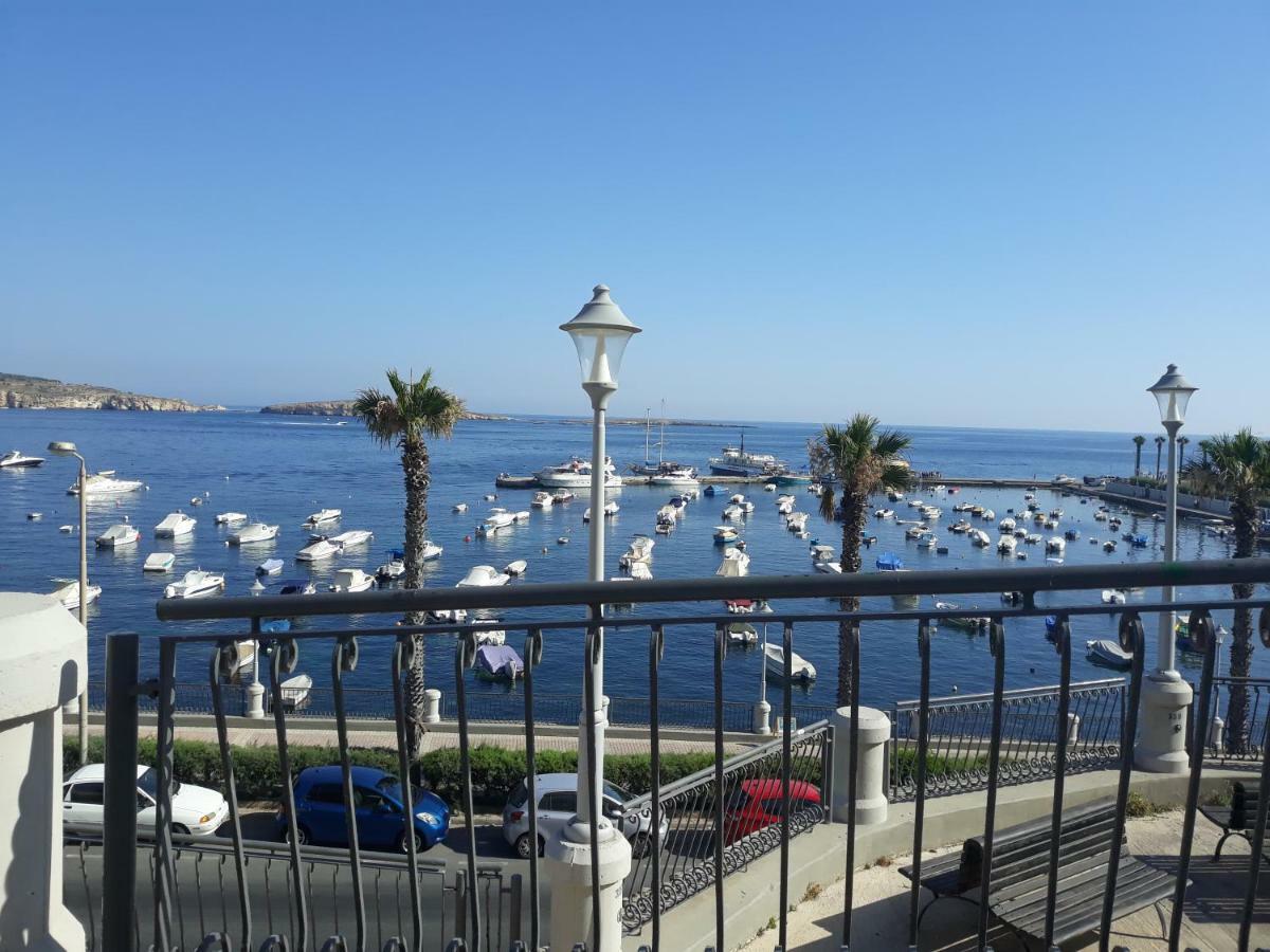 Apartment Seashells Sea View Penthouse With Private Hot Tub & Large Sunny Terrace With Stunning Views - By Getwaysmalta St. Paul's Bay
